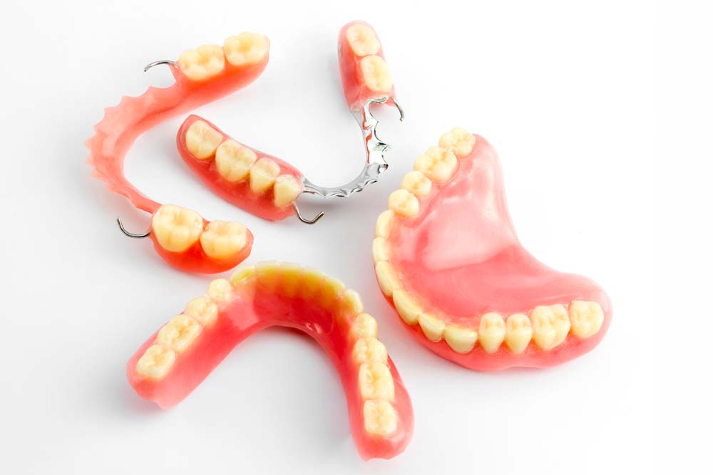 Hammasproteesit elegant