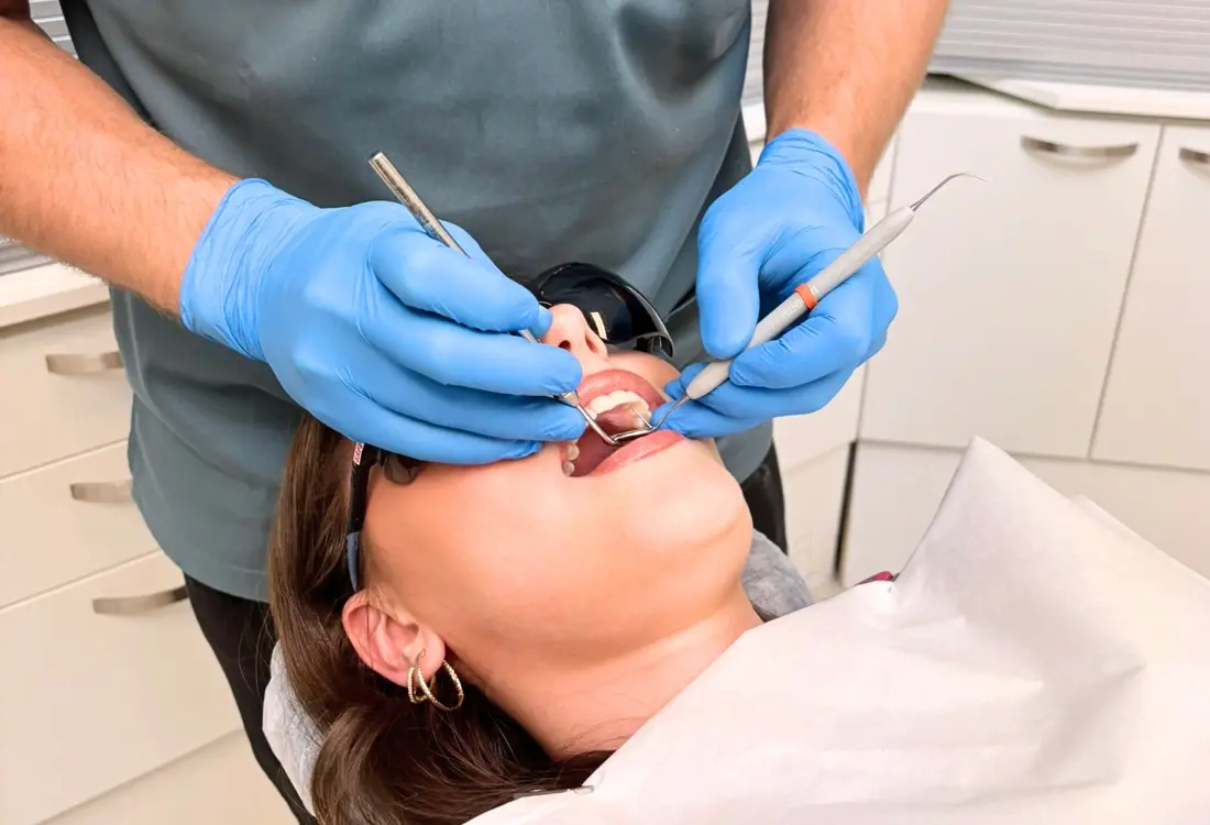 CEREC on erinomainen valinta monissa tilanteissa, kun hampaan toiminta on vaarantunut tai haetaan mahdollisimman luonnollista lopputulosta esteettisessä hammashoidossa.